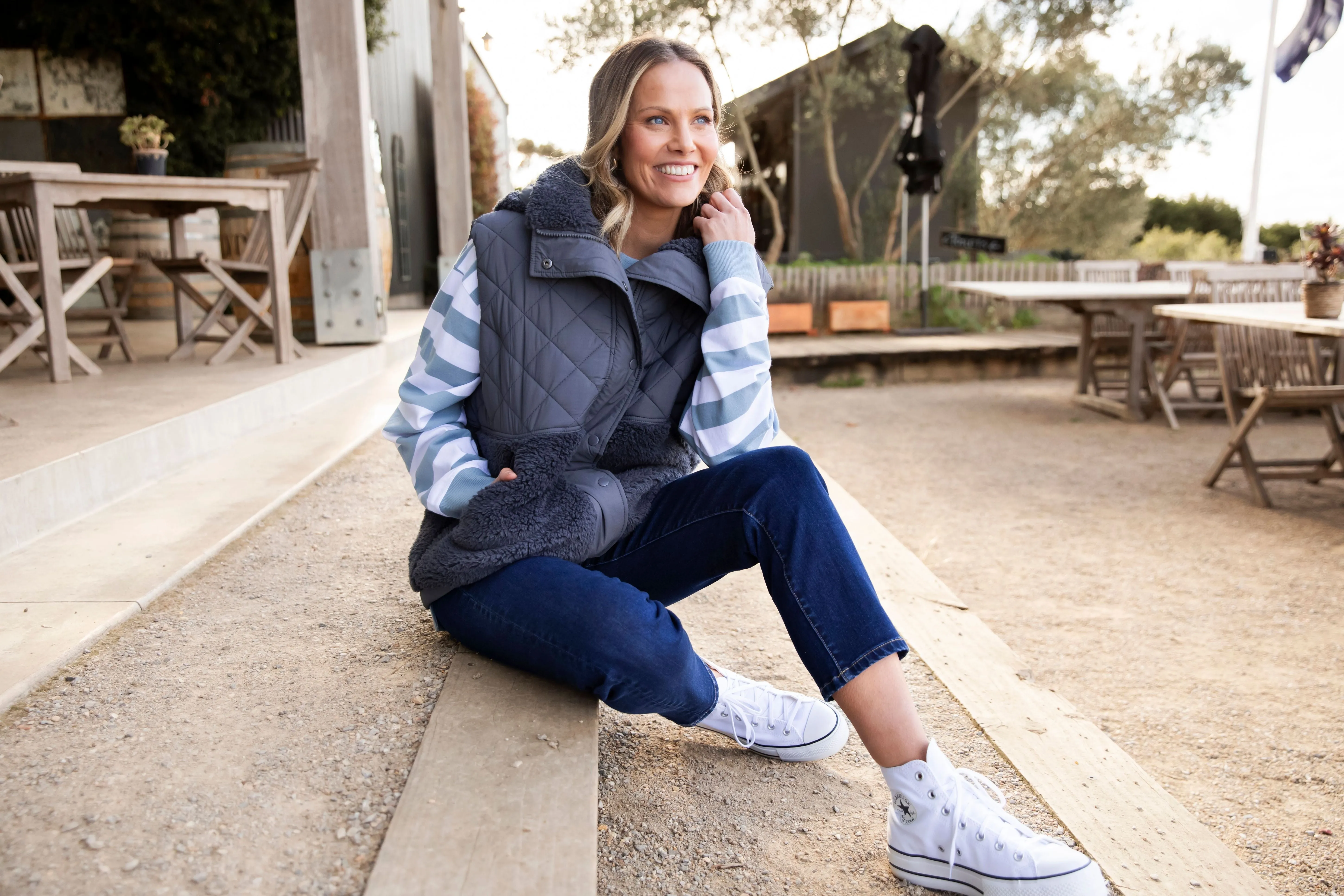 Alaska Quilted Vest - Charcoal