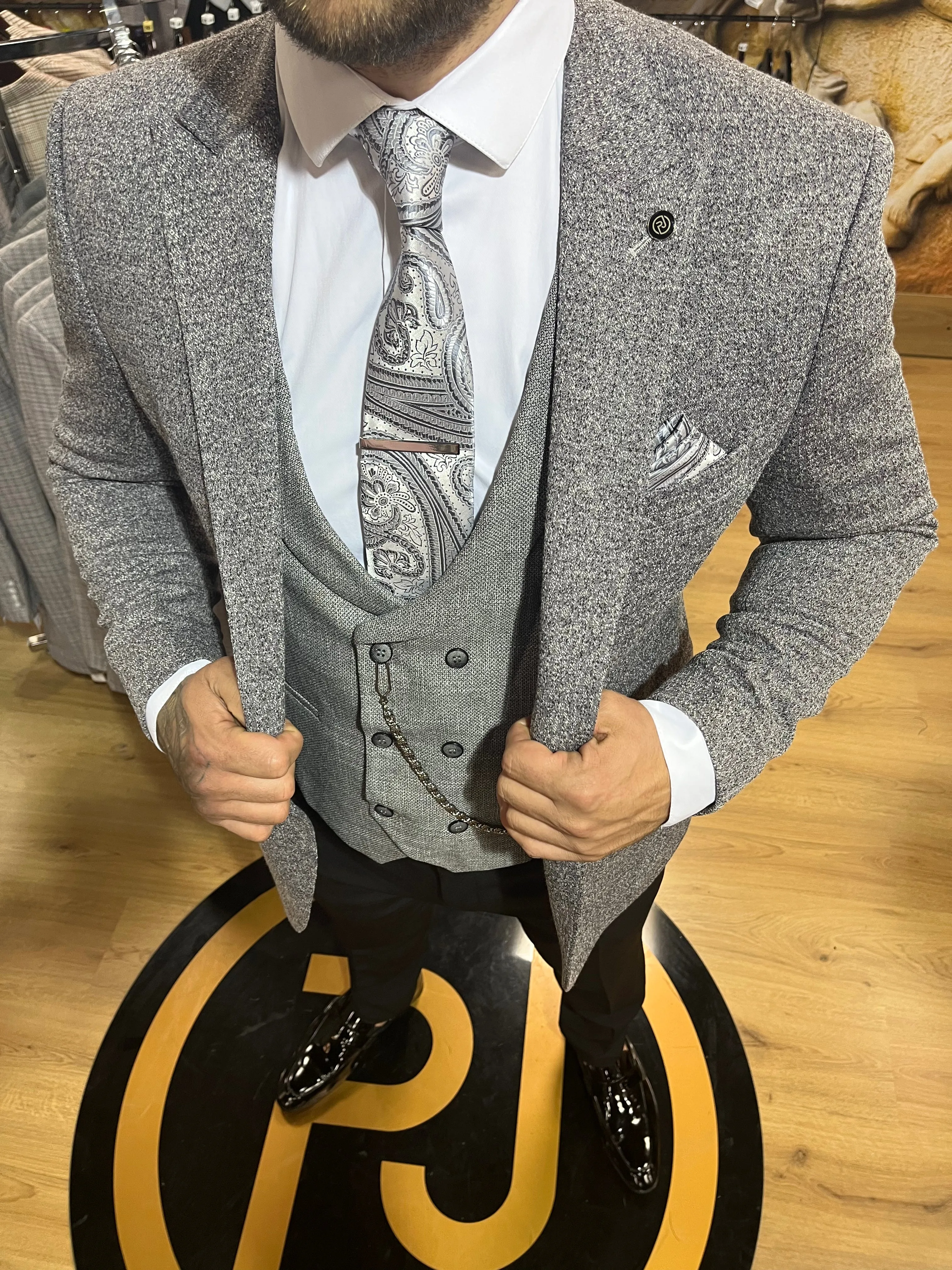 Brosnan - Charcoal Grey 3 Piece Suit