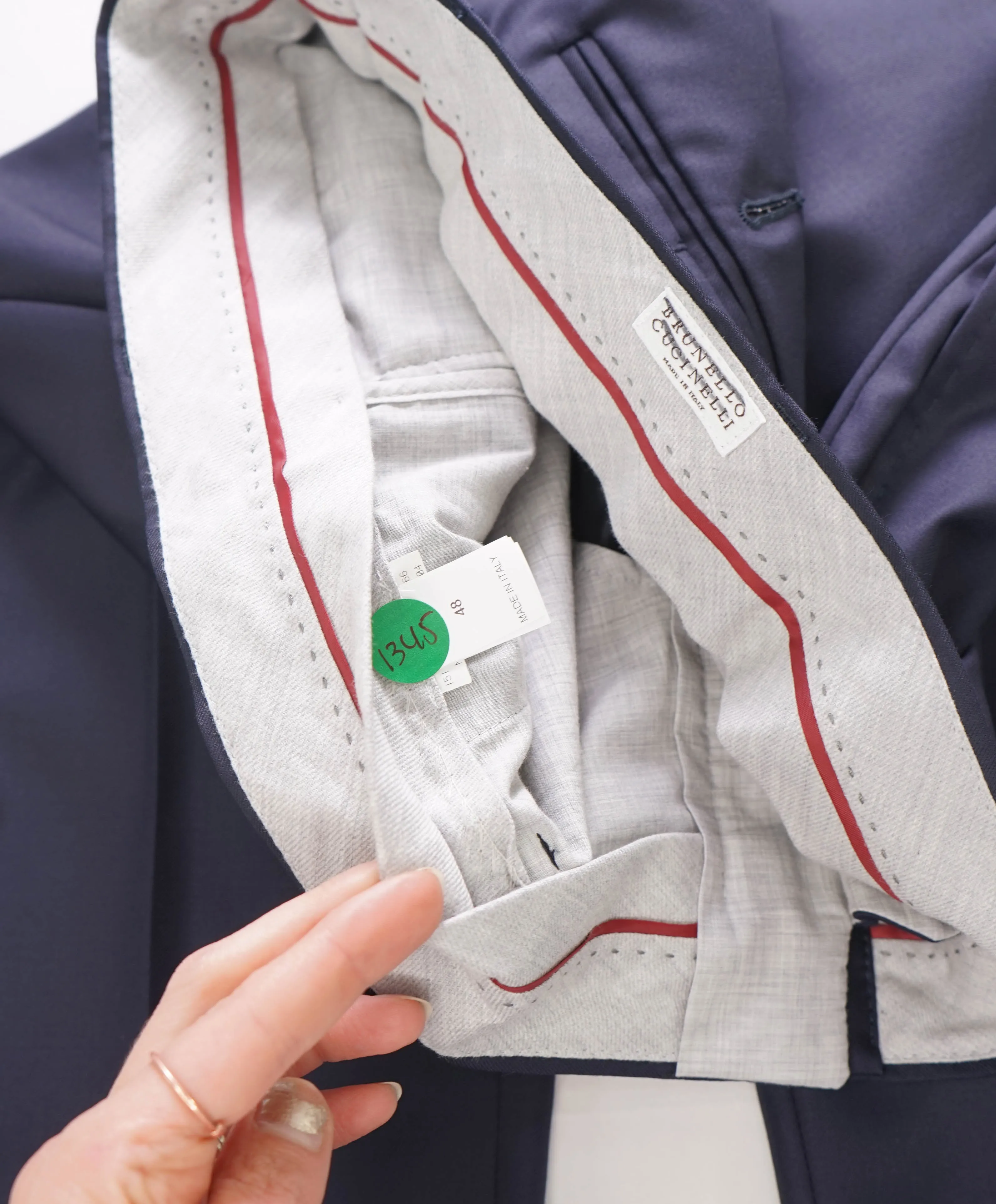 BRUNELLO CUCINELLI - WOOL *CLOSET STAPLE* Navy Blue Dress Pants - 33W