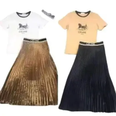 Chic Two Pieces Set Design Long Pleated Skirt & T-Shirt Set