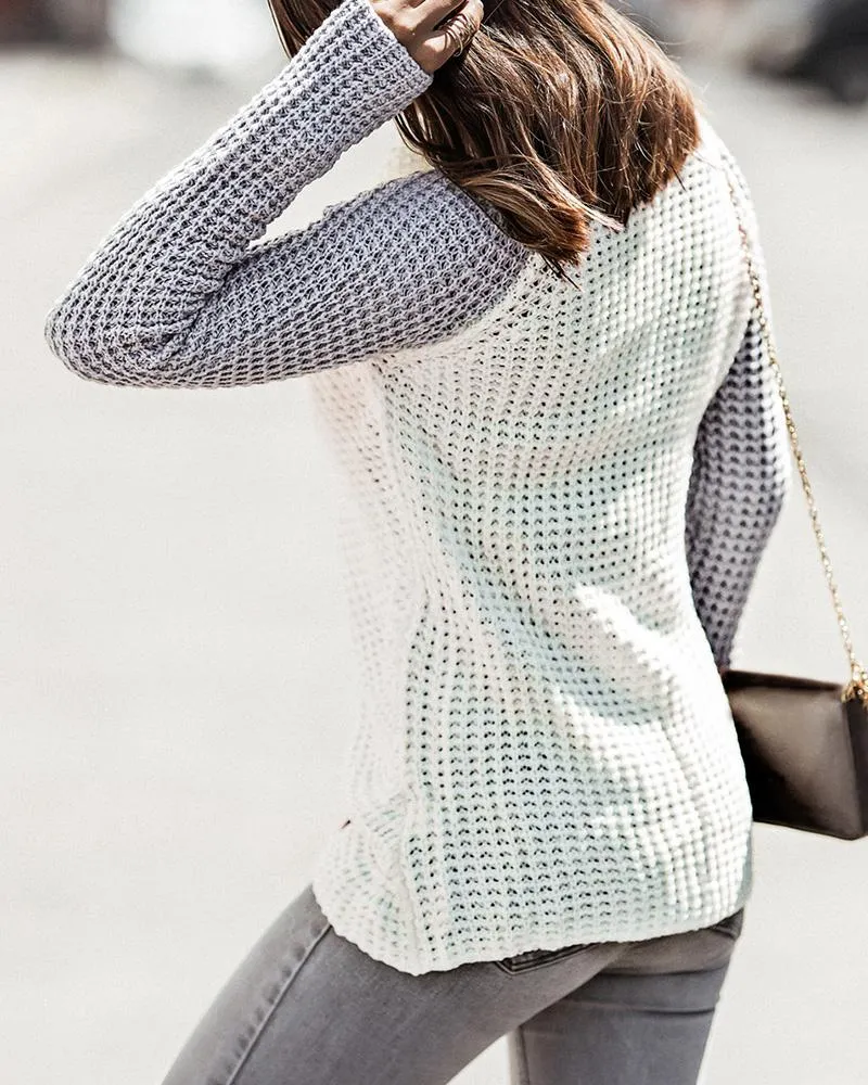 Colorblock Buttoned Asymmetrical Knit Sweater