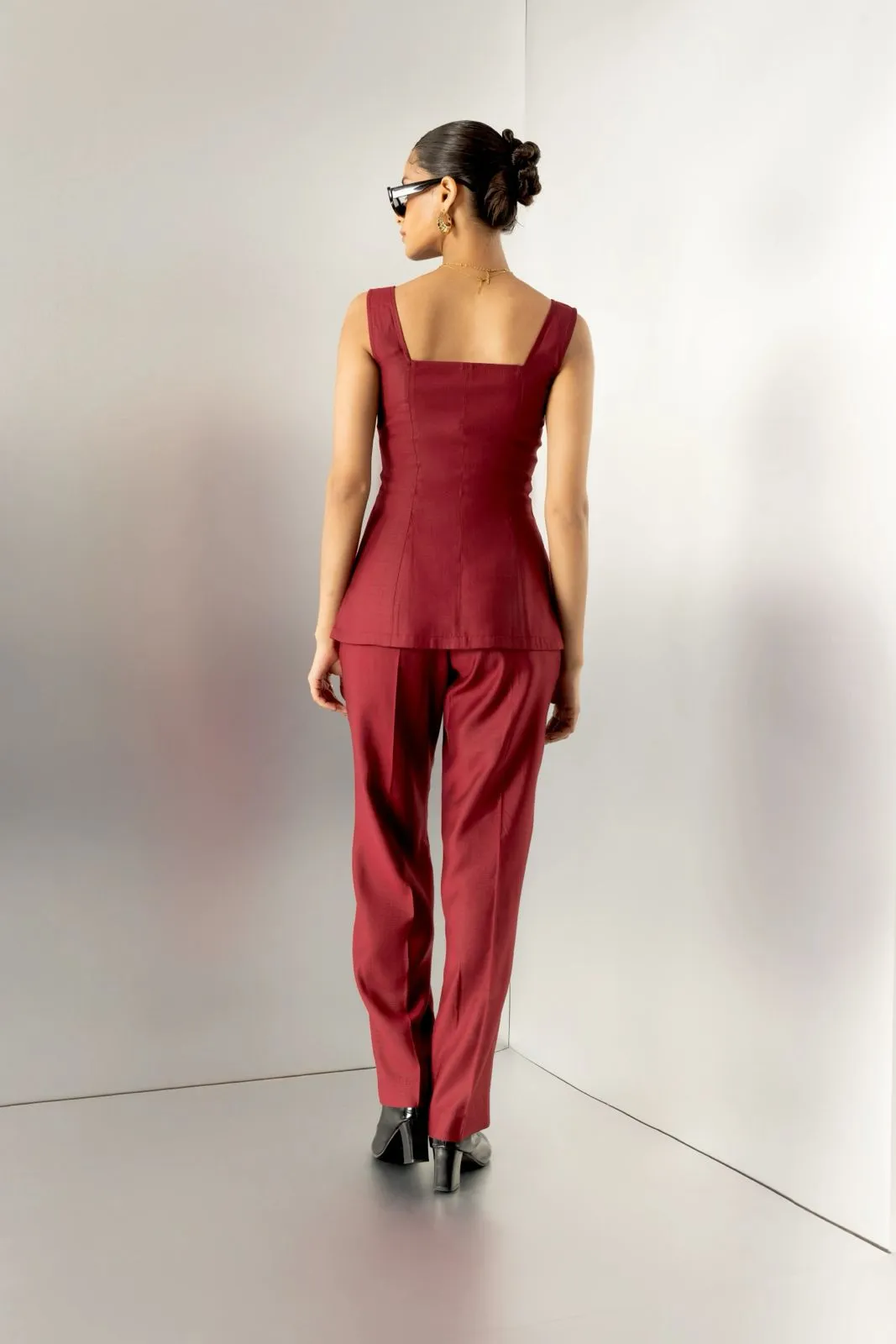 Crimson contour - burgundy tailored straight fit trousers