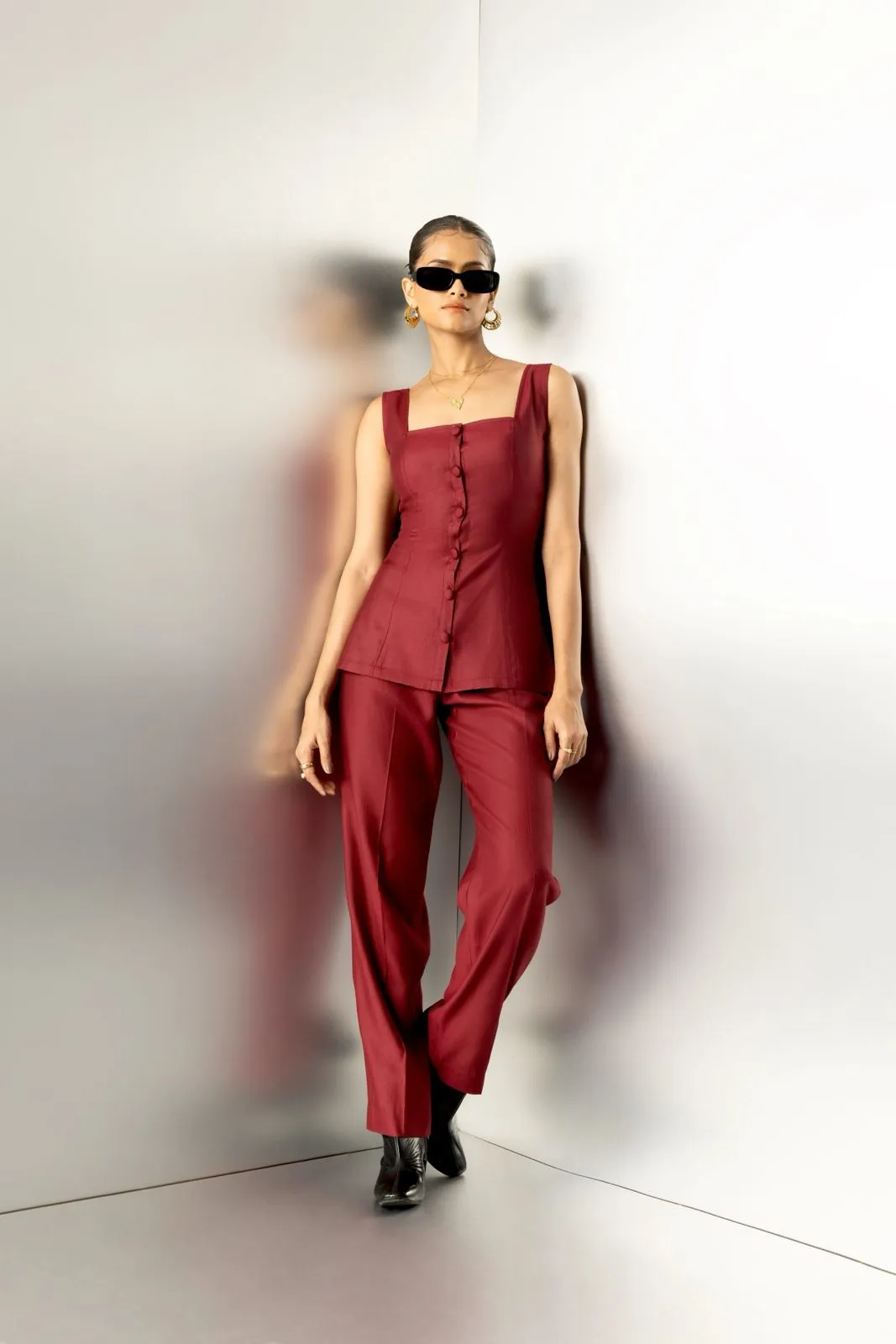 Crimson contour - burgundy tailored straight fit trousers
