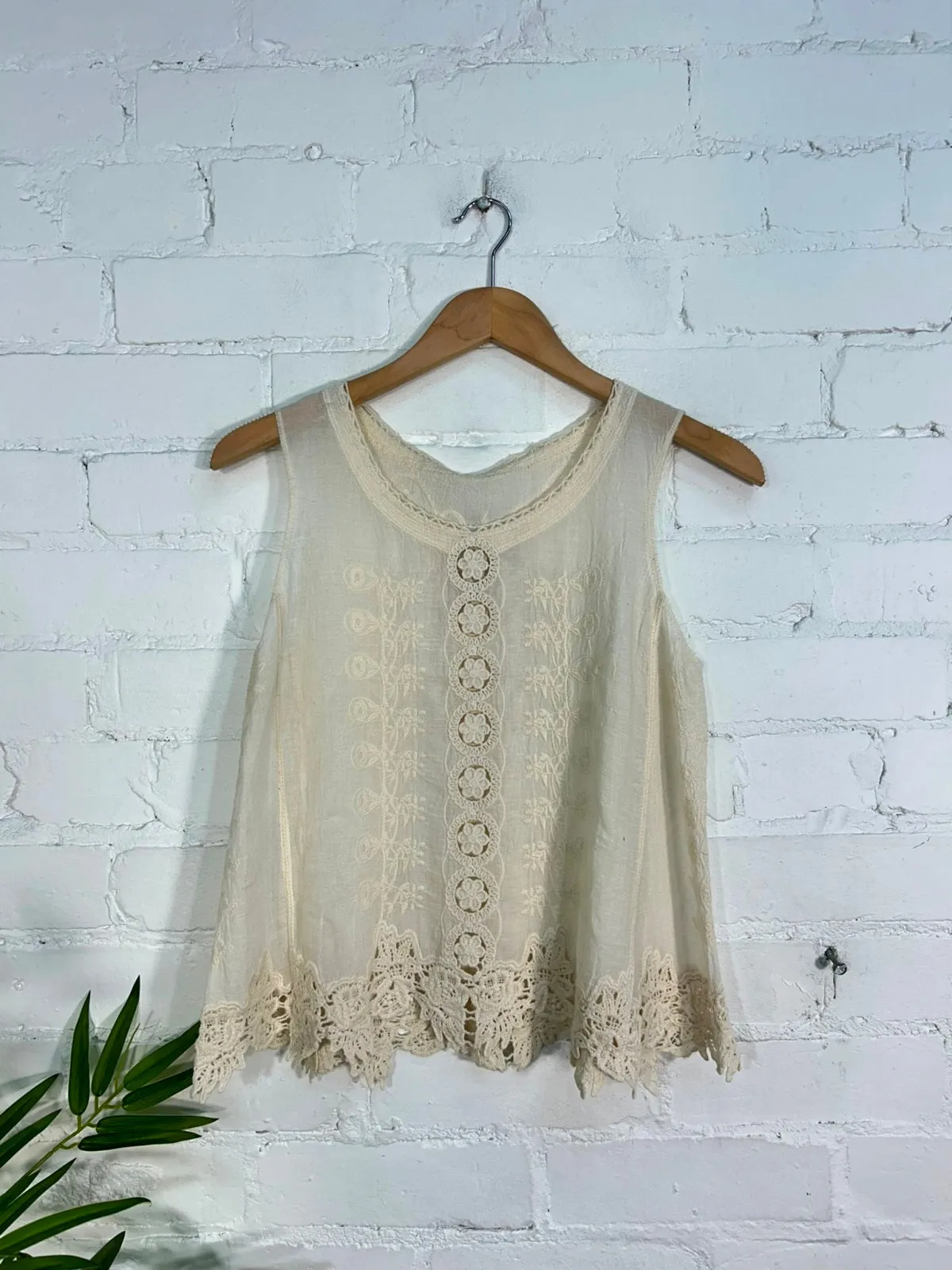 Crochet Sleeveless Top