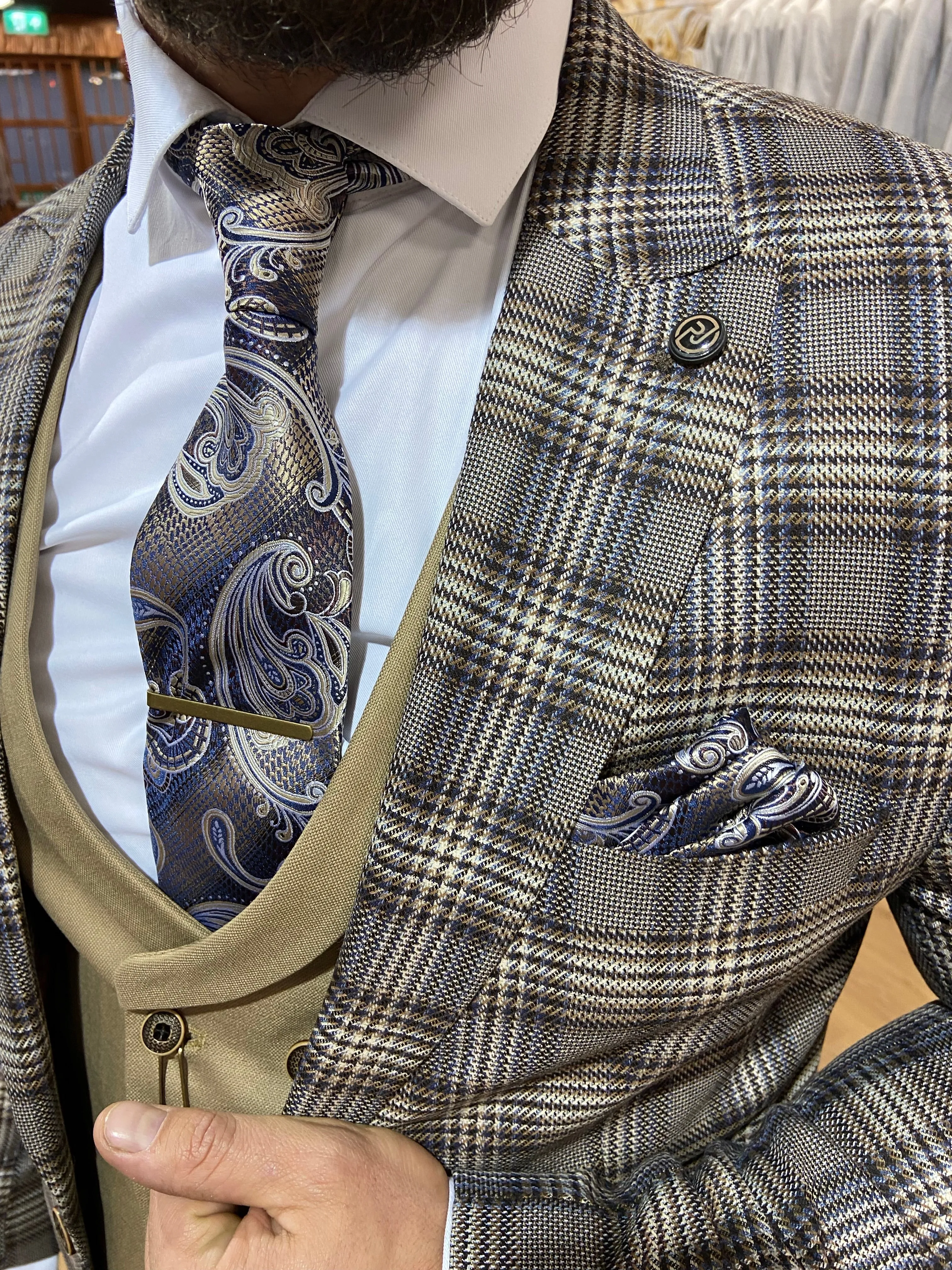 Crofton - Brown 3 Piece Suit