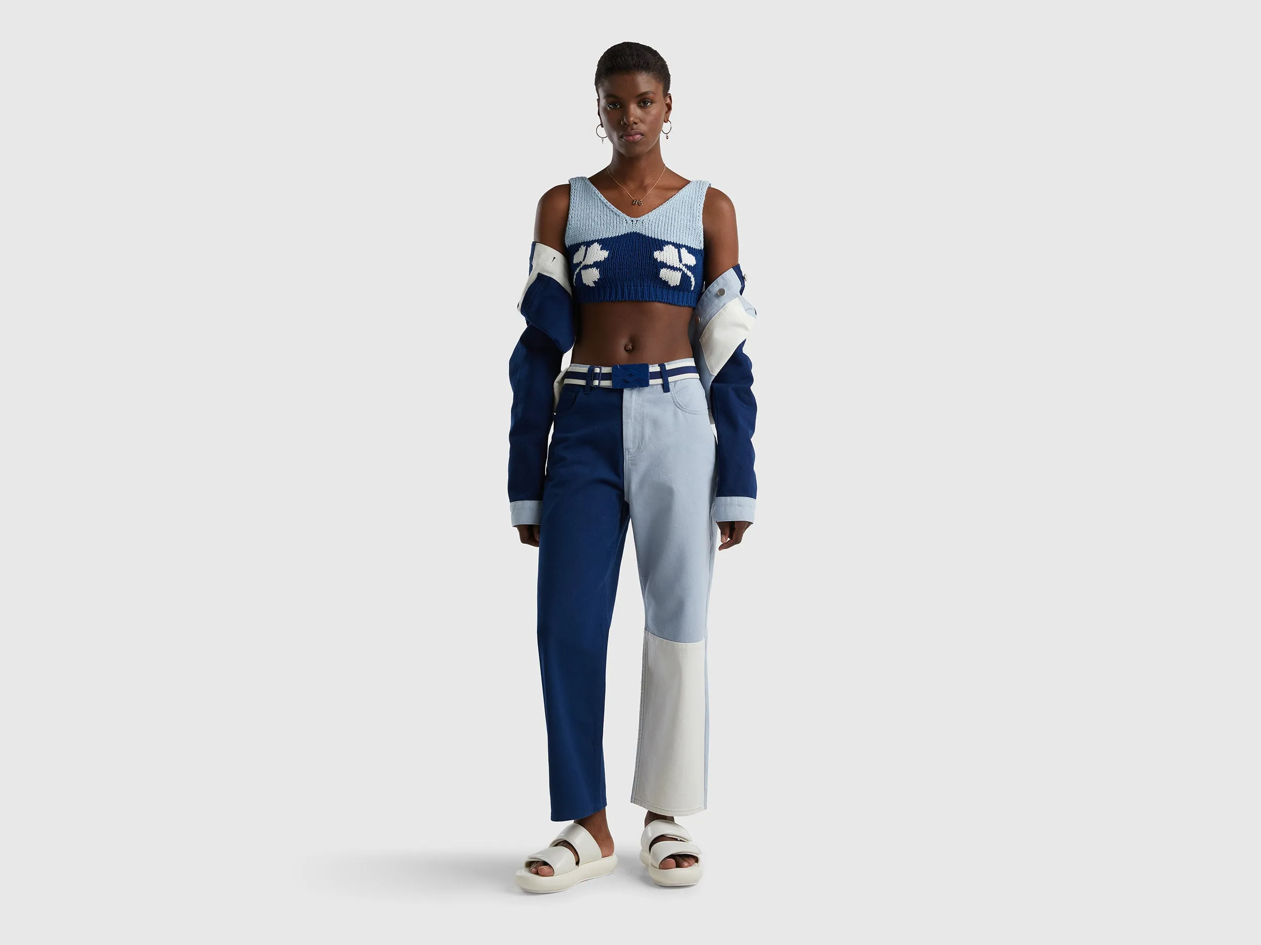CROPPED COLOR BLOCK TROUSERS