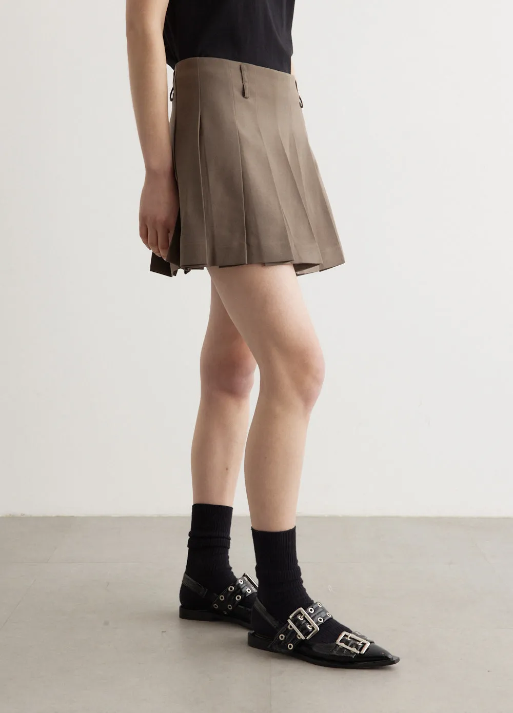 Dagger Pleated Skirt