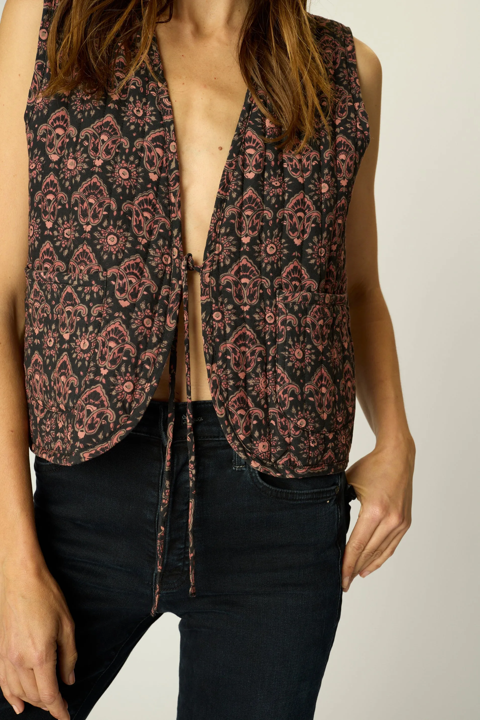 FELICITY VEST