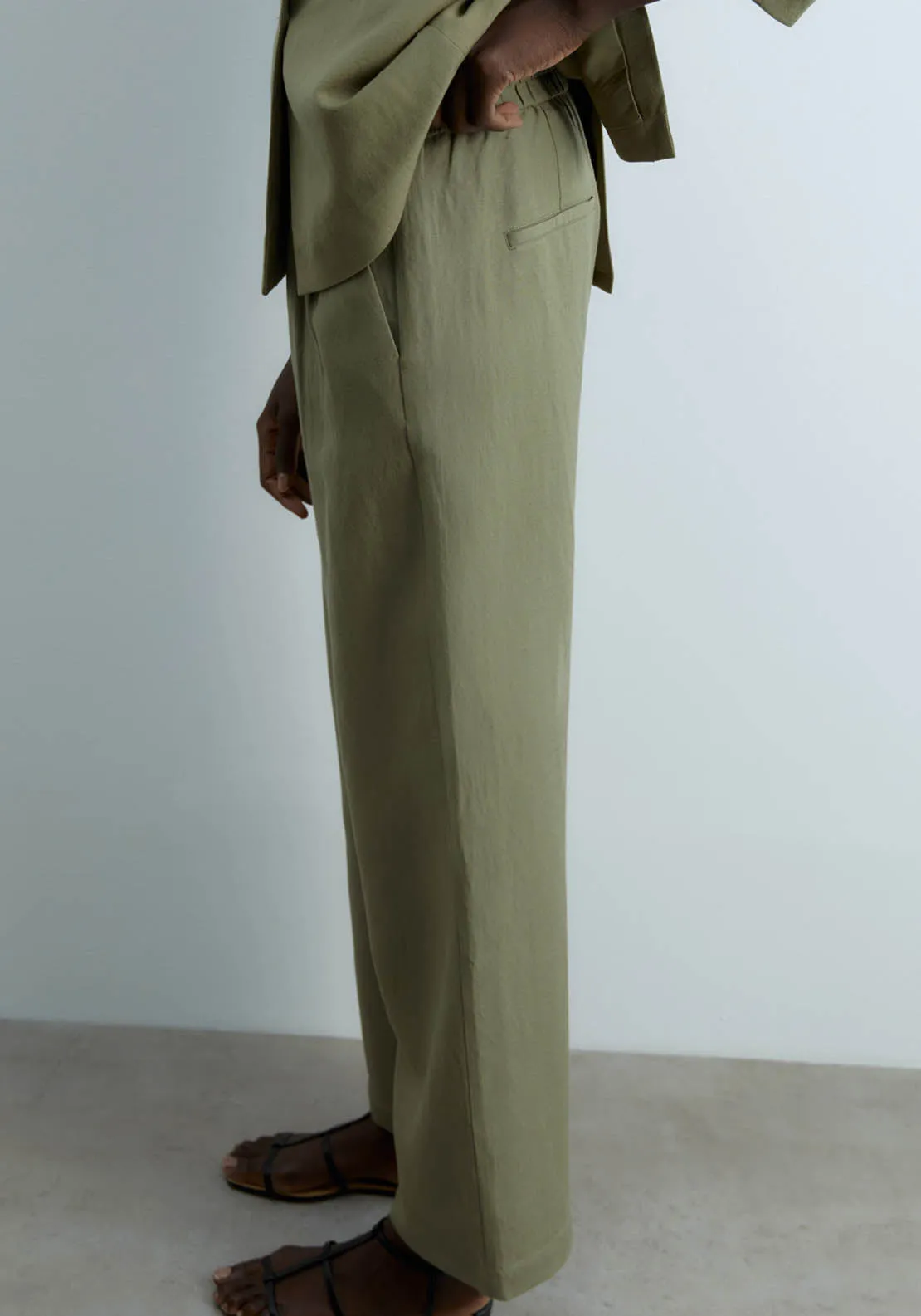 Formal Linen Trousers - Khaki
