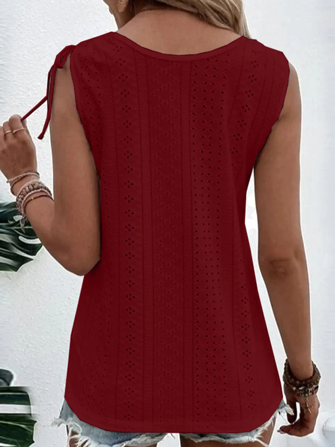 Full Size Scoop Neck Sleeveless Tank Top (5 Colors)