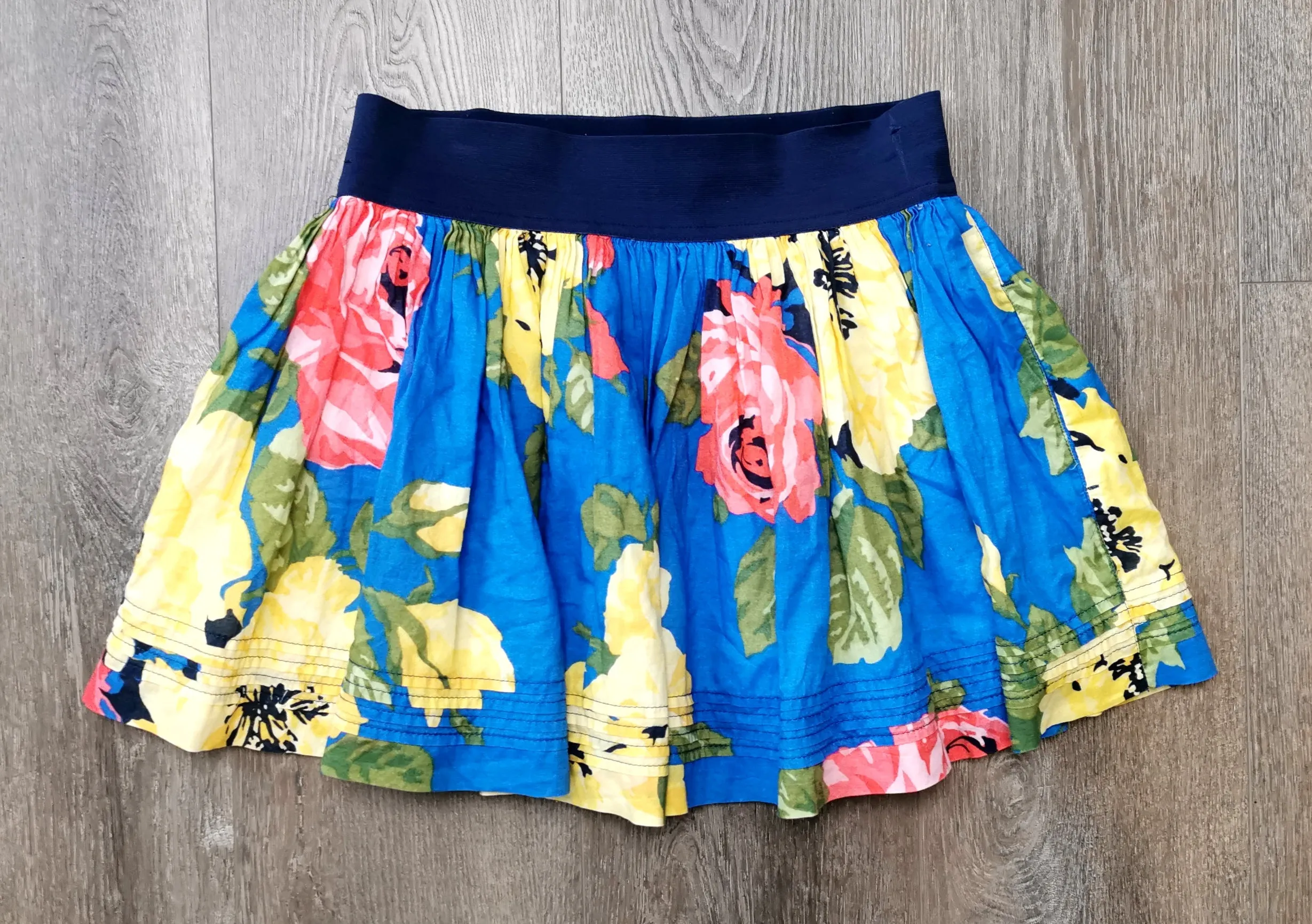 GIRL SIZE XL - ABERCROMBIE KIDS, Floral Pleated Skirt EUC B52