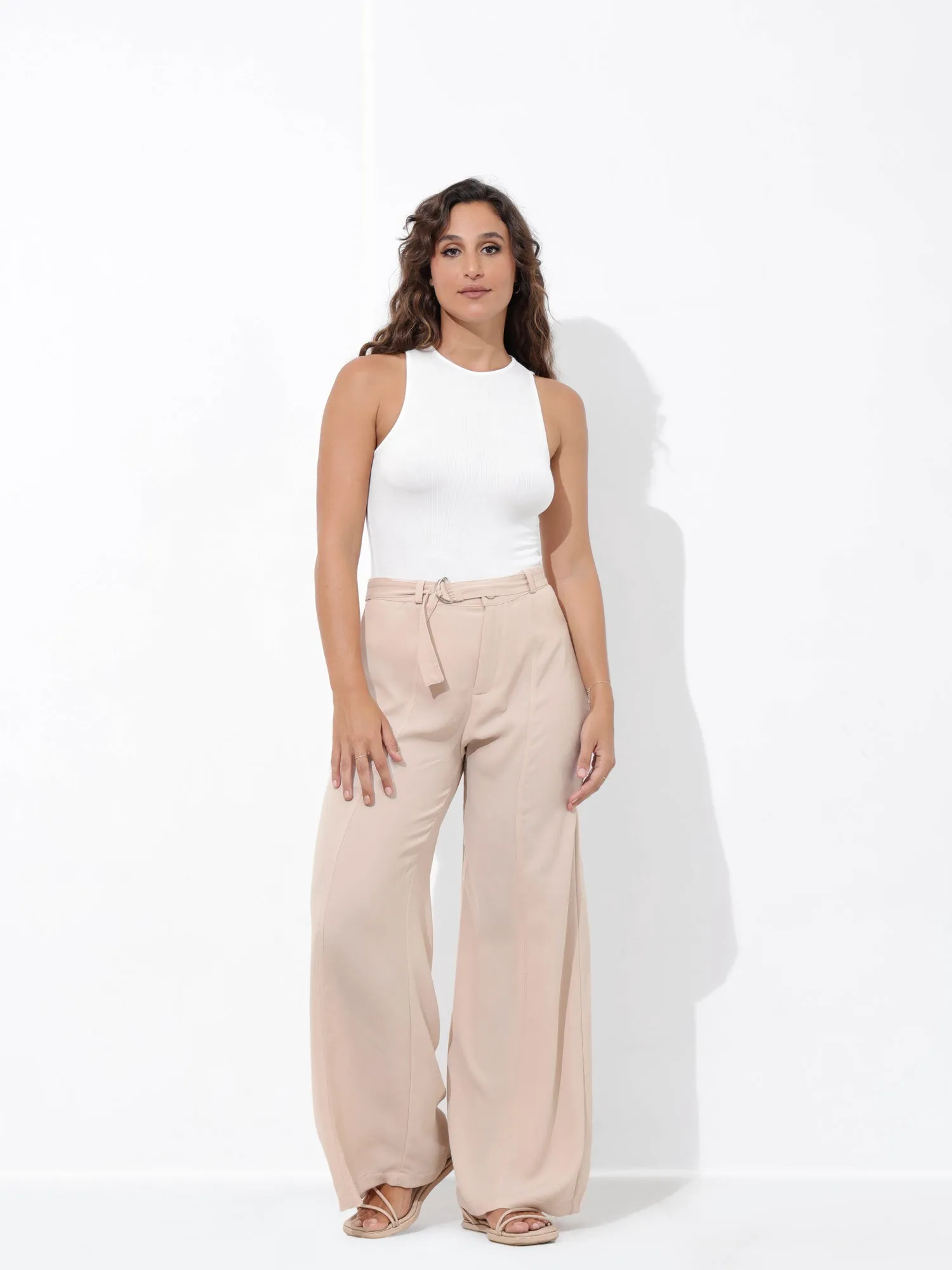 High Waist Belt Detailed Leg Pant