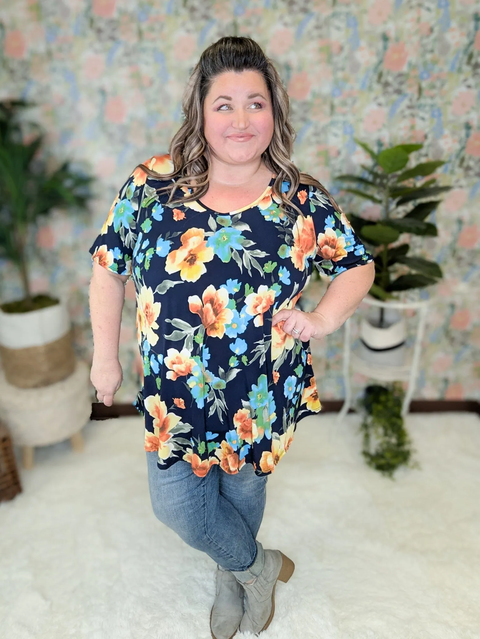 Jennifer Navy Floral Scoopneck Top