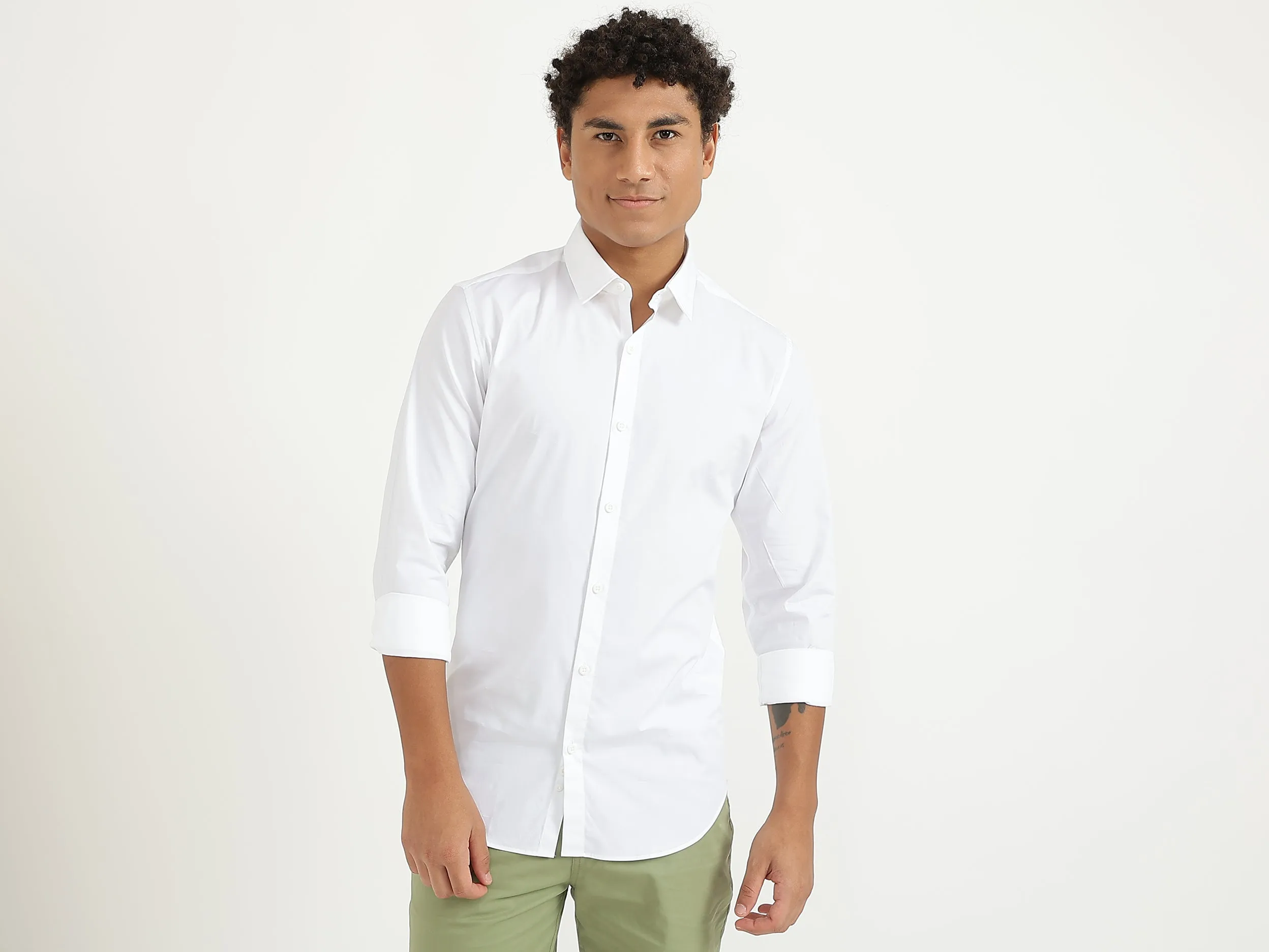 Men White Solid Slim Shirt