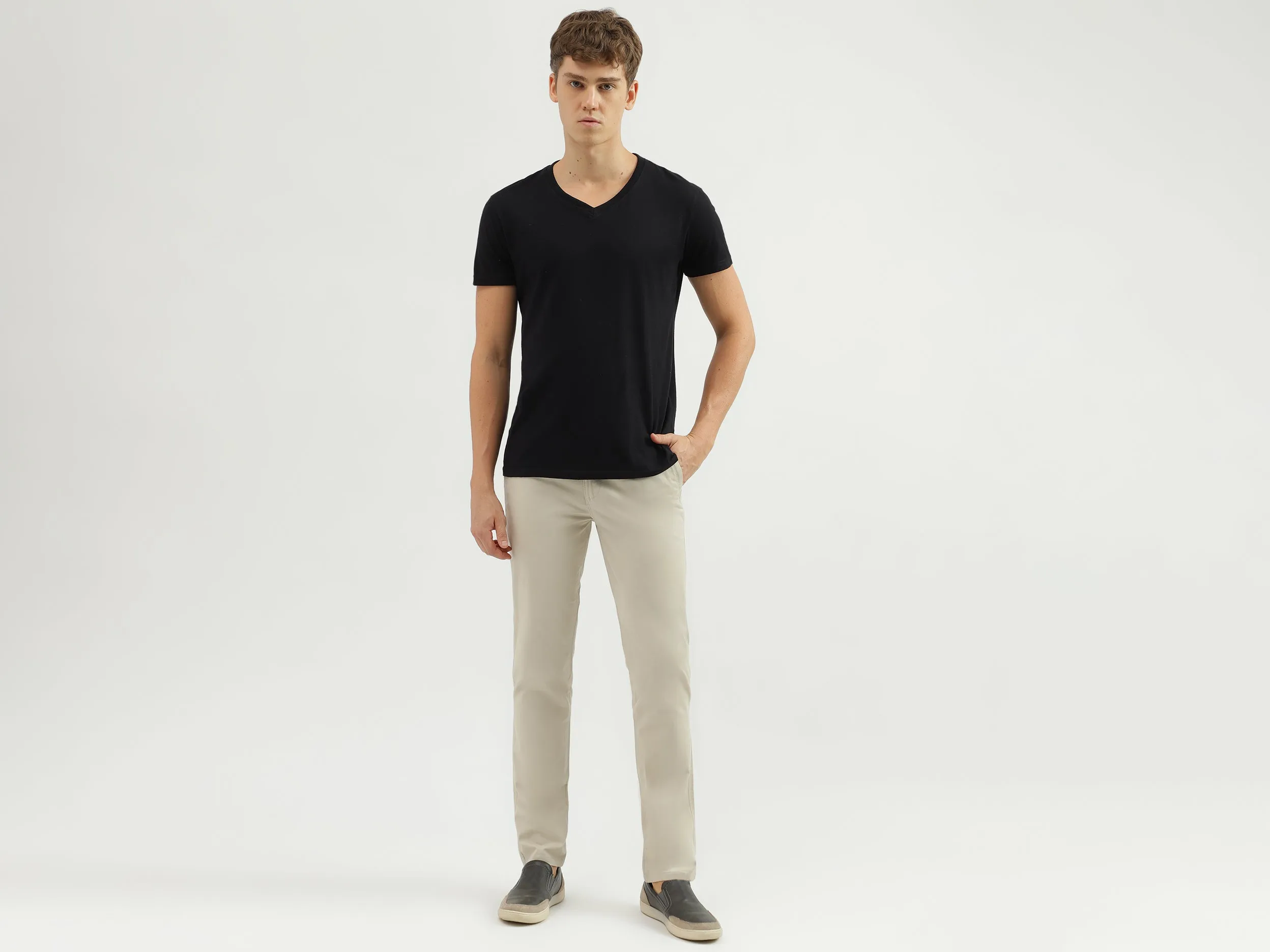 Men's Solid Slim Fit Trousers with Button Closure
