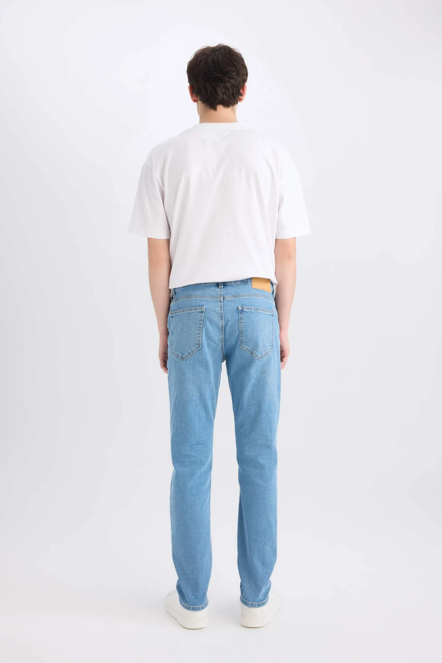Pedro Slim Fit Normal Waist Slim Leg Jeans