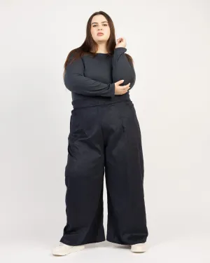 Respect | Straight-Legged Trousers Navy