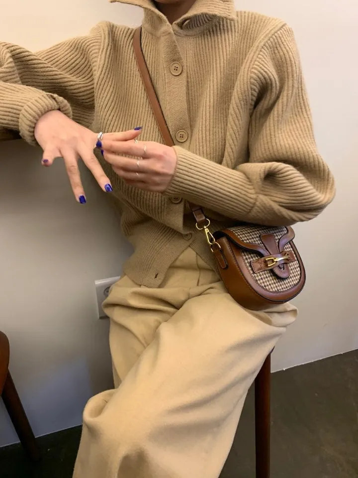 Single-breasted Vintage Lapel Sweater Outerwear