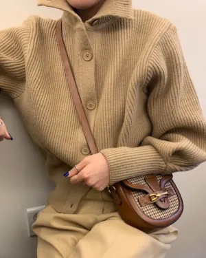 Single-breasted Vintage Lapel Sweater Outerwear