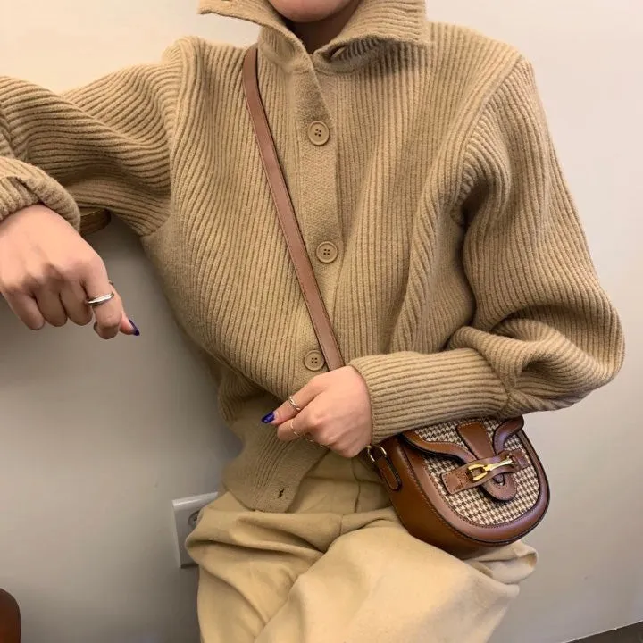 Single-breasted Vintage Lapel Sweater Outerwear