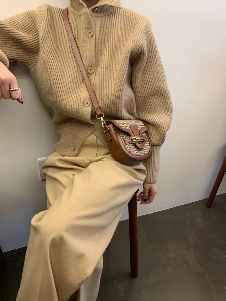 Single-breasted Vintage Lapel Sweater Outerwear