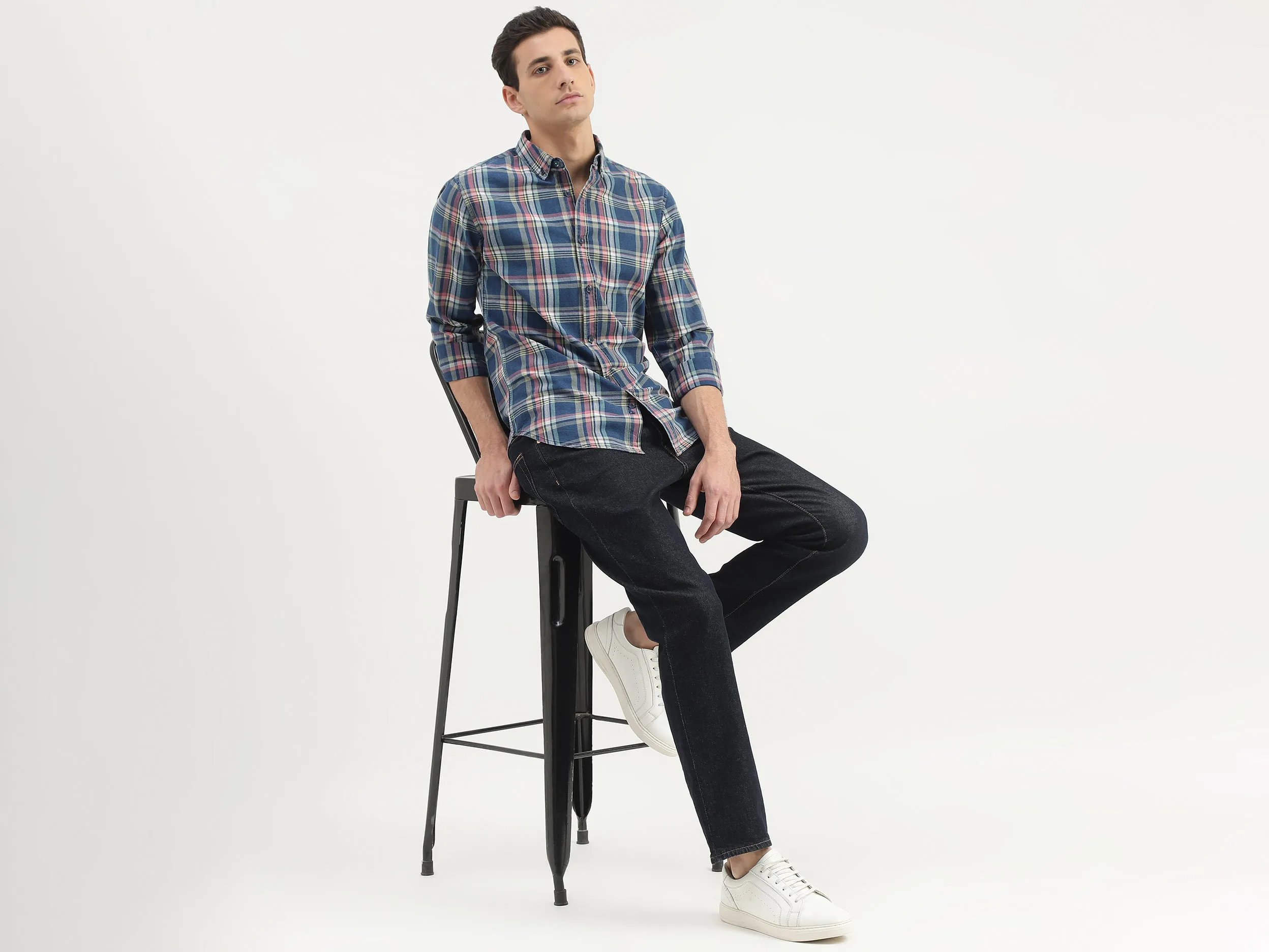 Slim Fit Button Down Collar Plaid Shirt