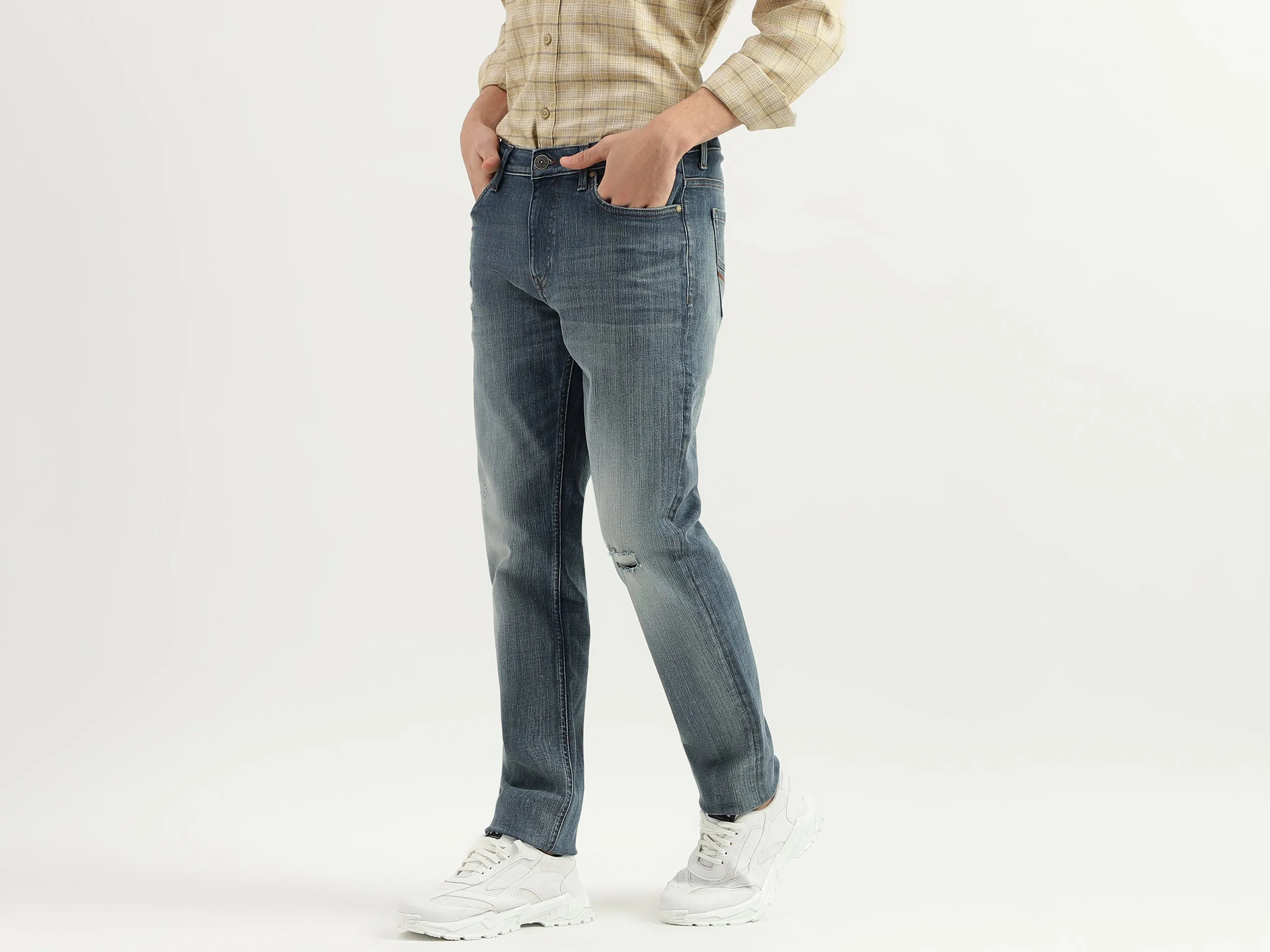Solid Mid Rise Slim Straight Jeans