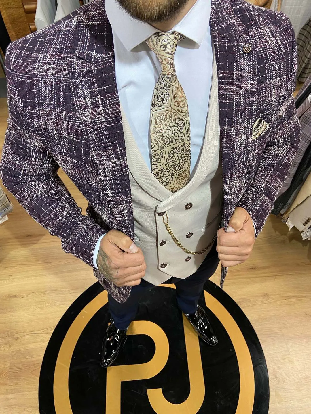 Splash - Burgundy/Cream 3 Piece Suit