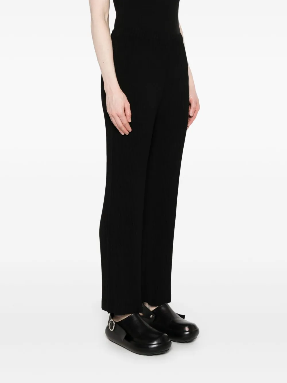 Straight-leg trousers