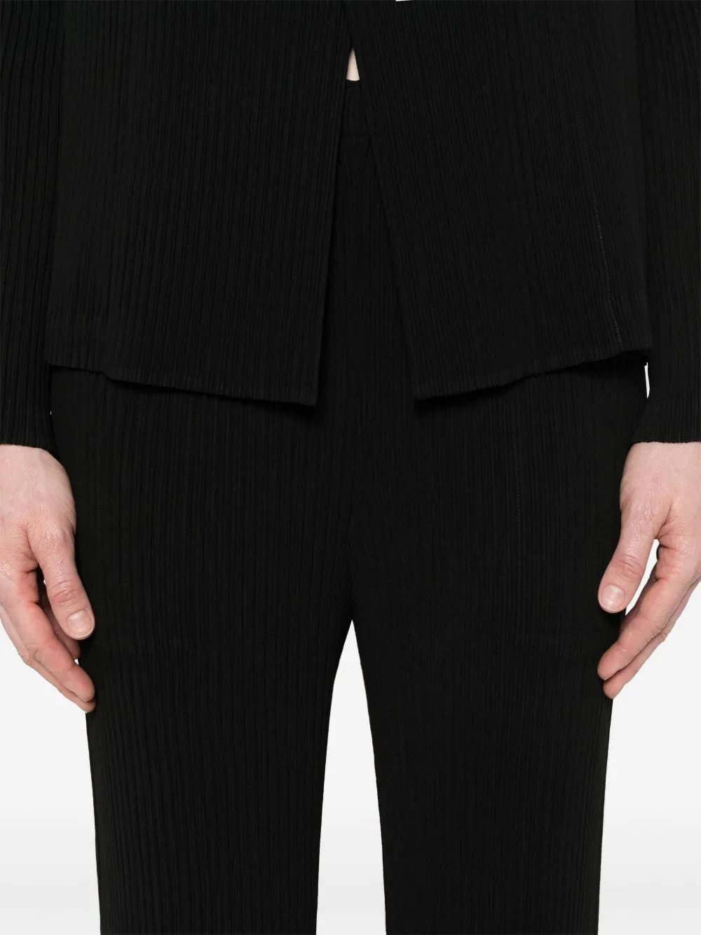 Straight-leg trousers
