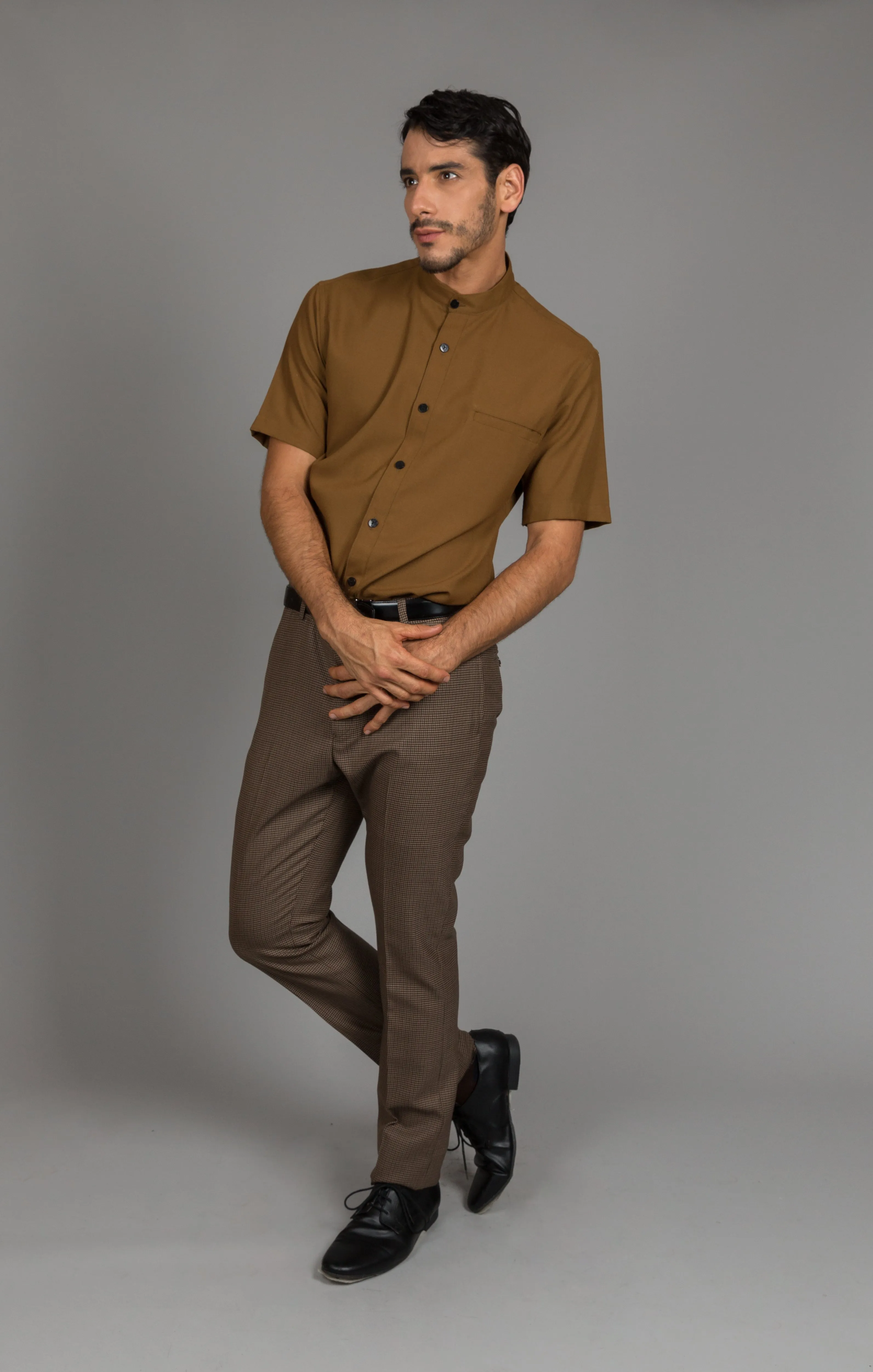 Straight Trousers with straight pockets