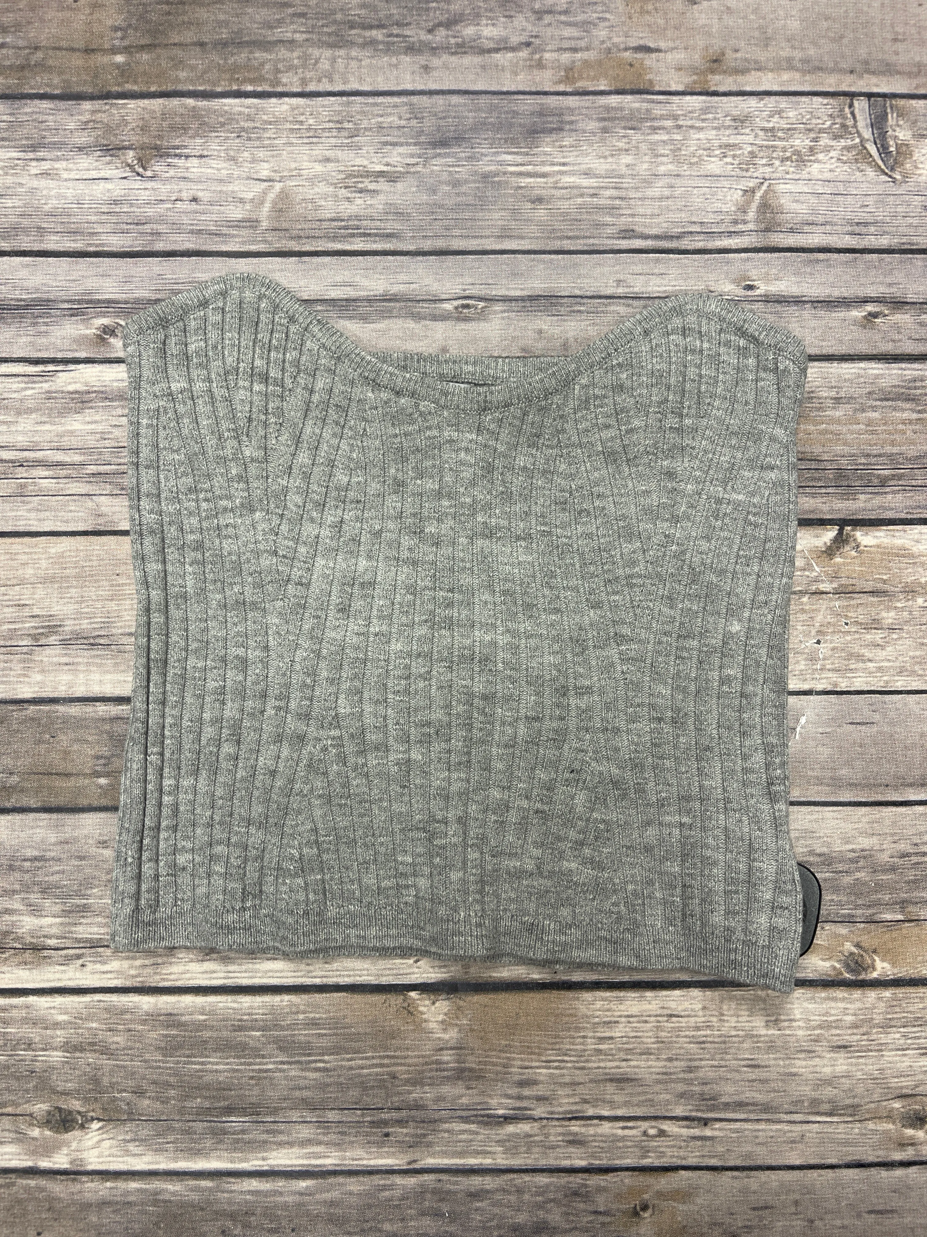 Top Sleeveless By Cme In Grey, Size: S