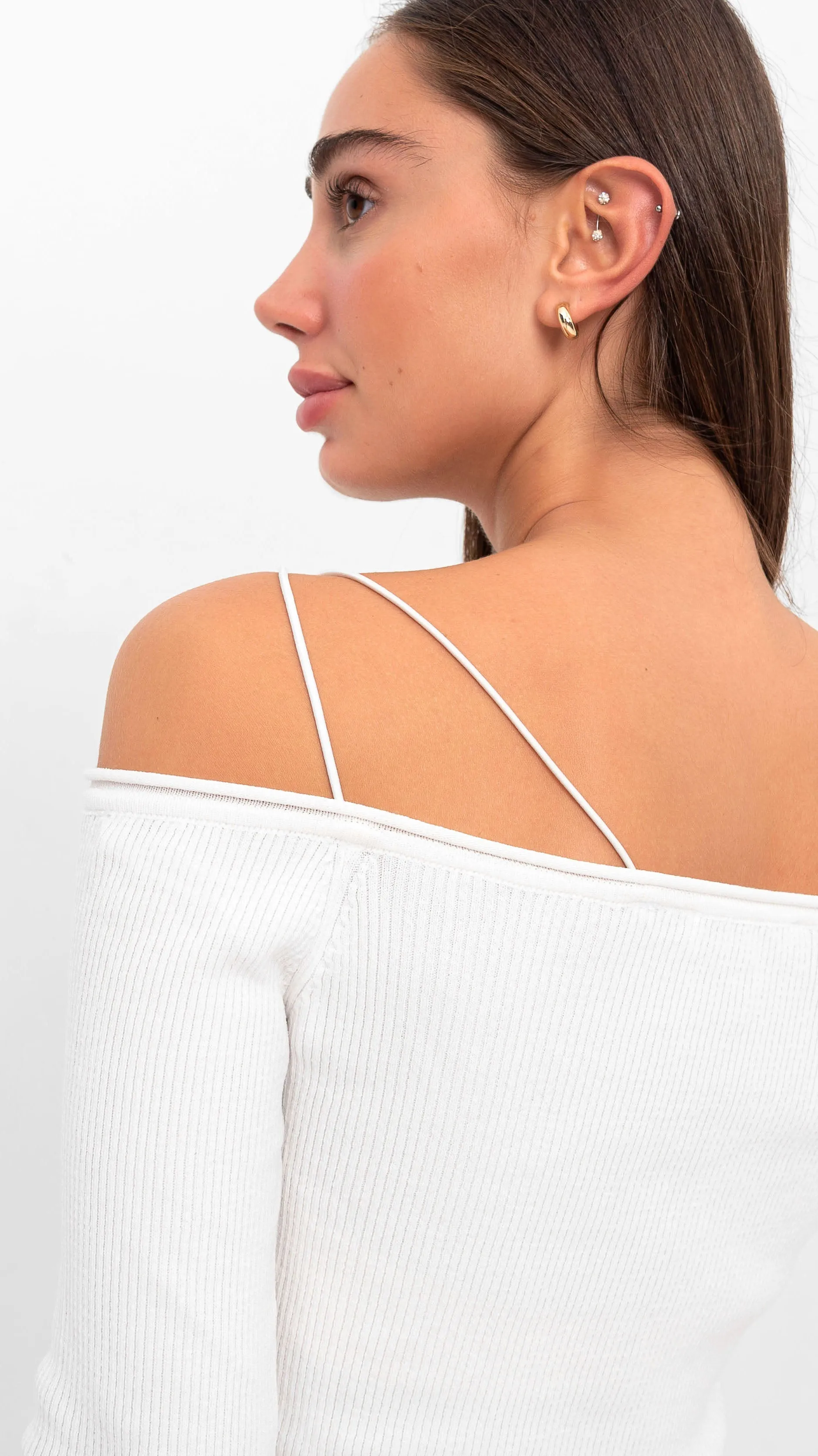 Tori Cutaway Off-Shoulder Top