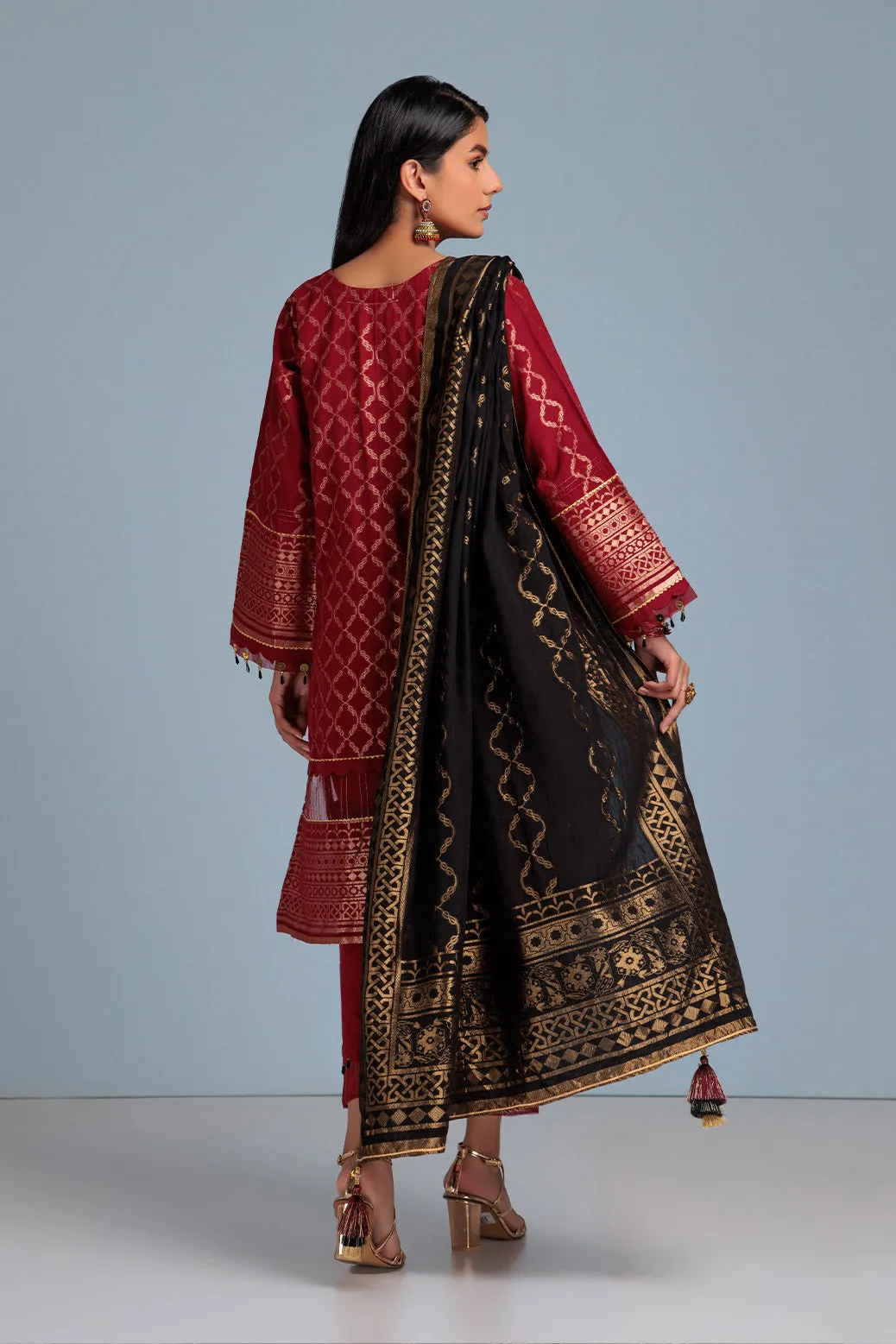 Traditional Pakistani Kameez Salwar Suit in Cheery Red Jacquard