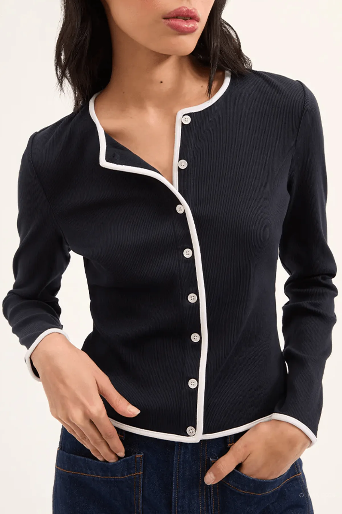 Wilmer Cardigan in Navy