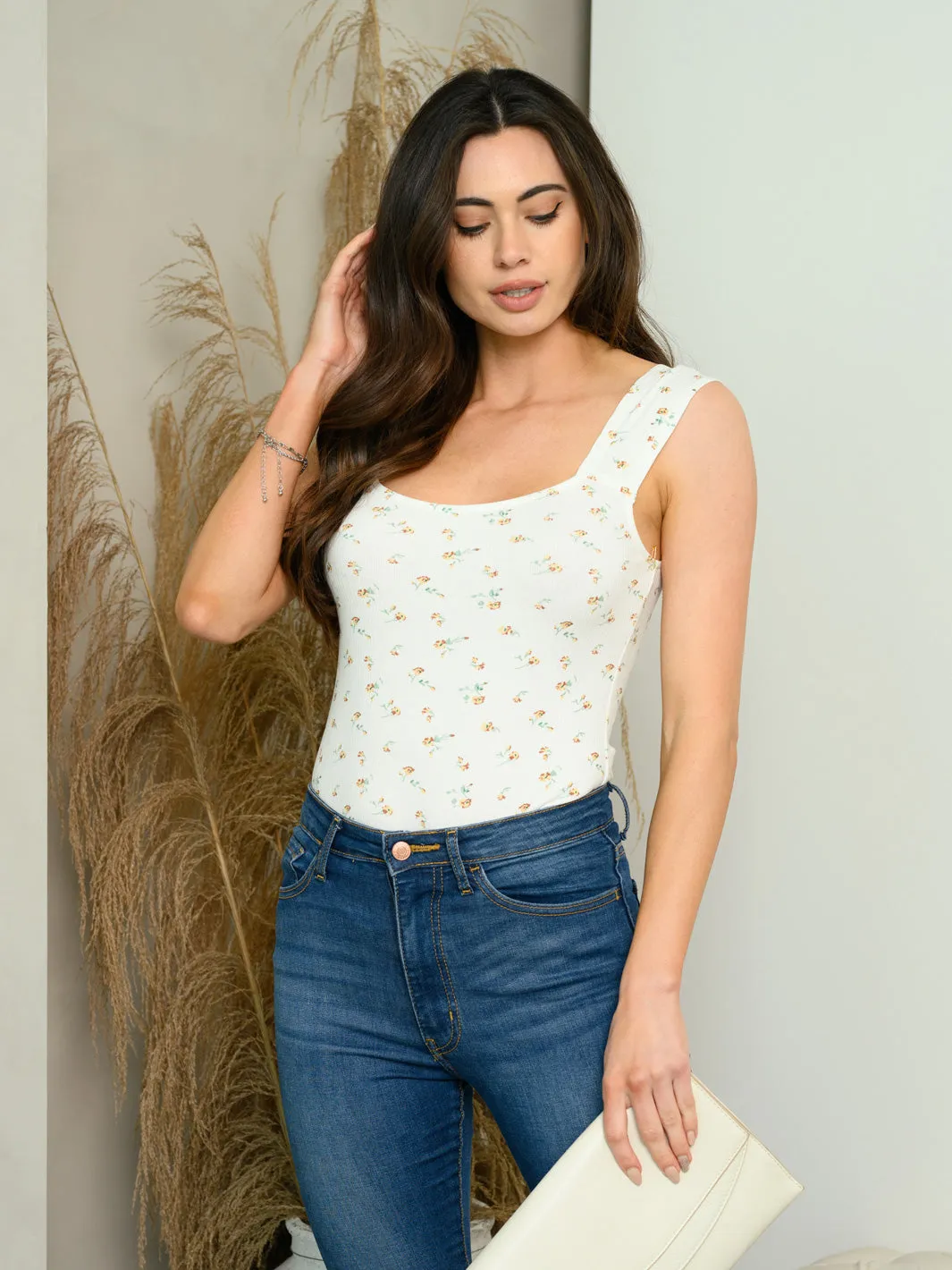 WOMEN'S SLEEVELESS FLORAL BODYSUIT