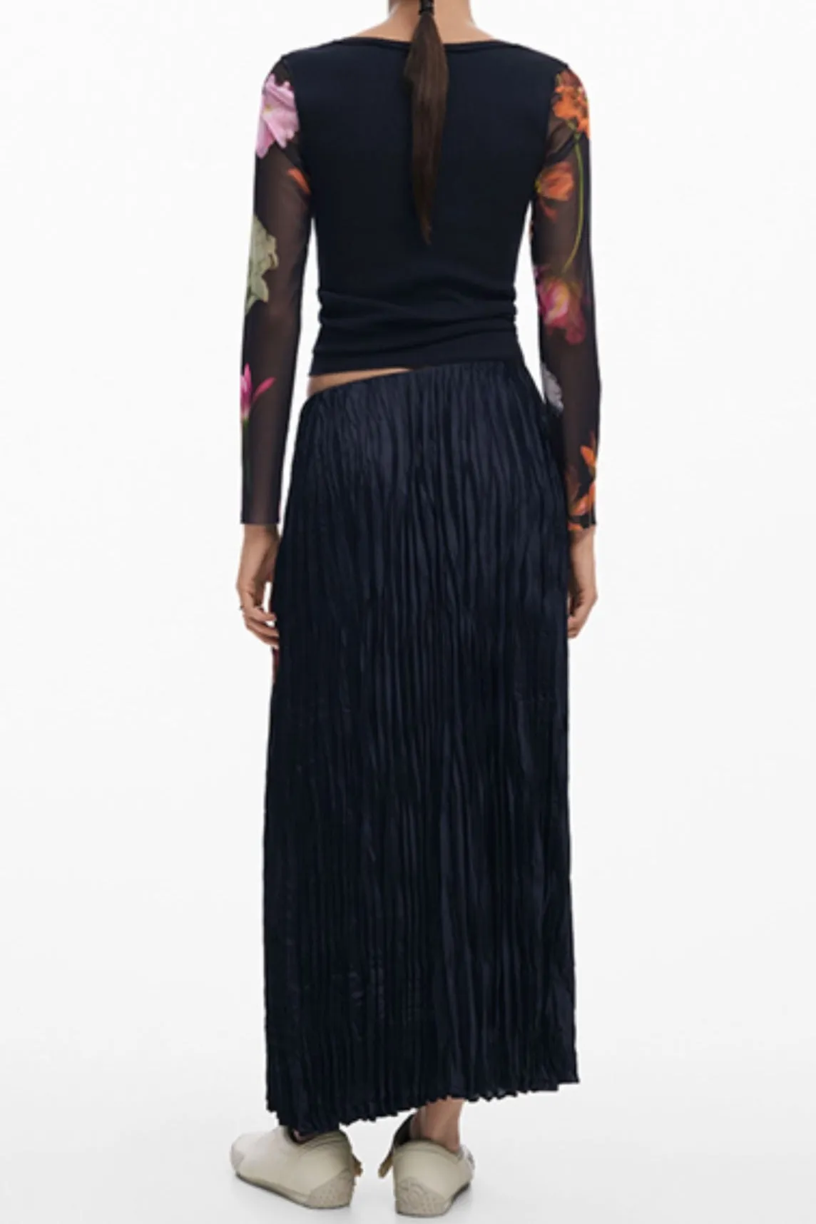 zanna print pleated skirt in black